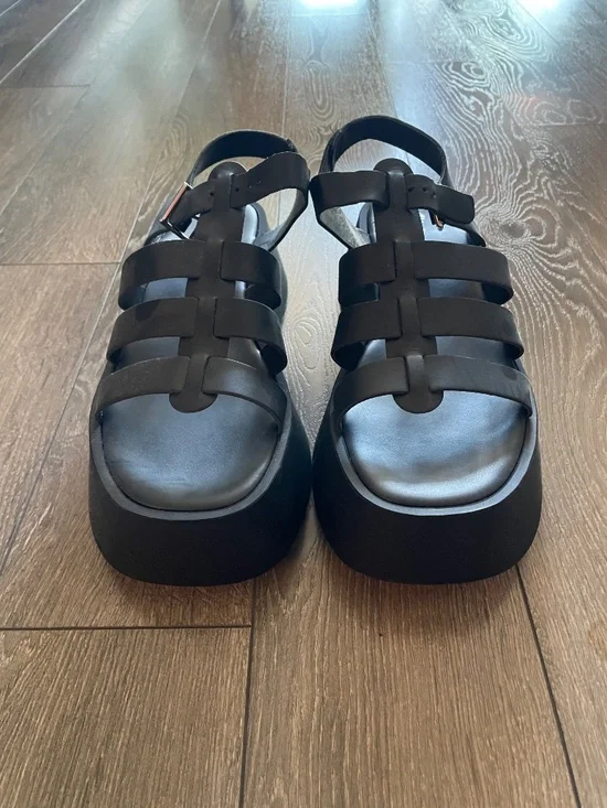 Sandals - Picture 5 of 7